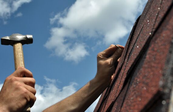 施工力のあるプロが丁寧に屋根工事を進めます | 品質の高い塗装工事を提供する埼玉の株式会社ARISE